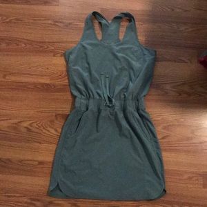 Great condition, like new, worn once.